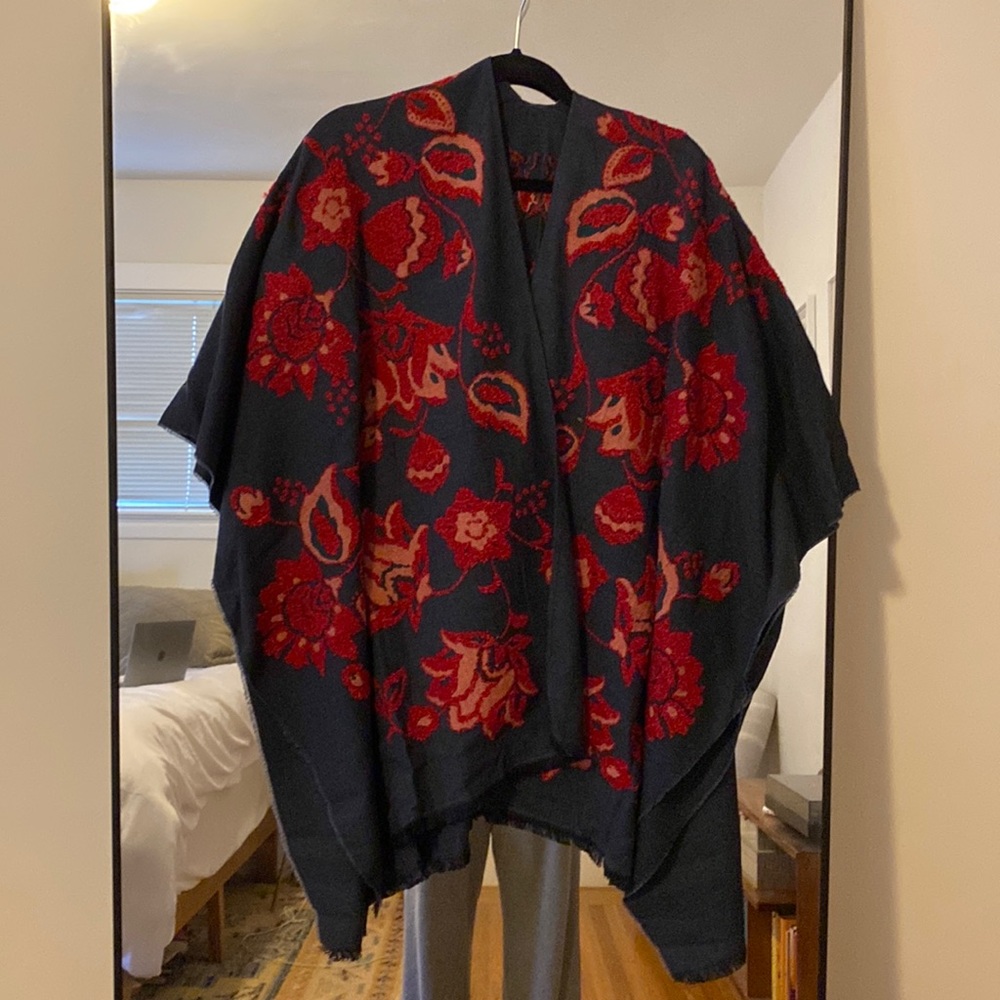Lucky brand floral embroidered shawl